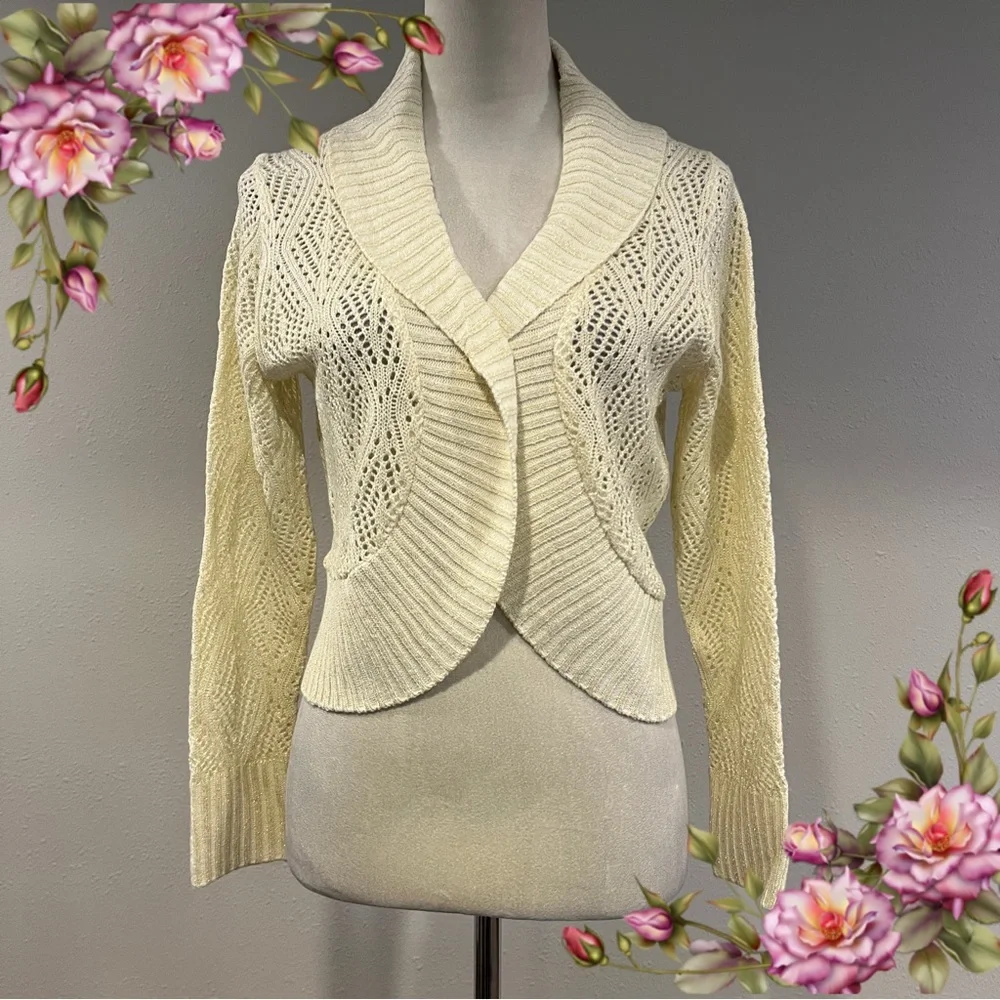 Cream Open-Front‎ Knit crop Sweater size small